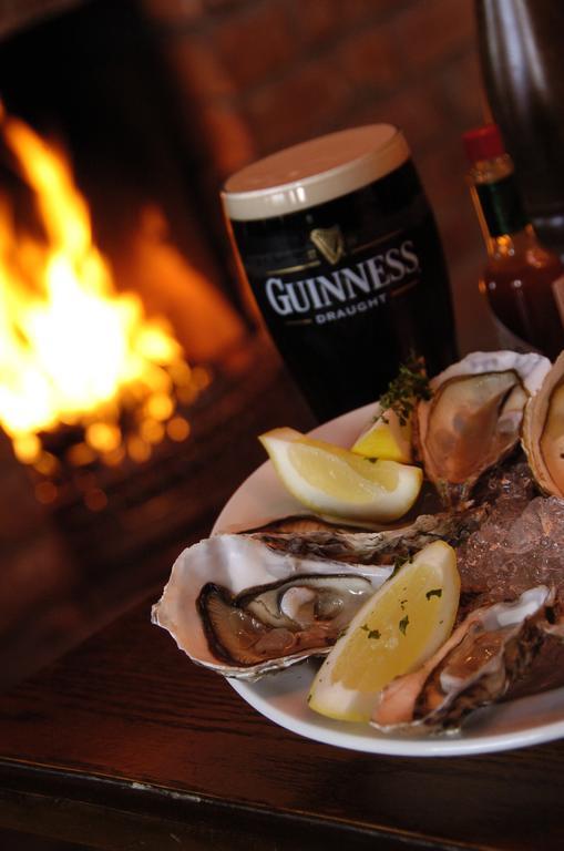 Mcgrory'S Hotel Culdaff Esterno foto