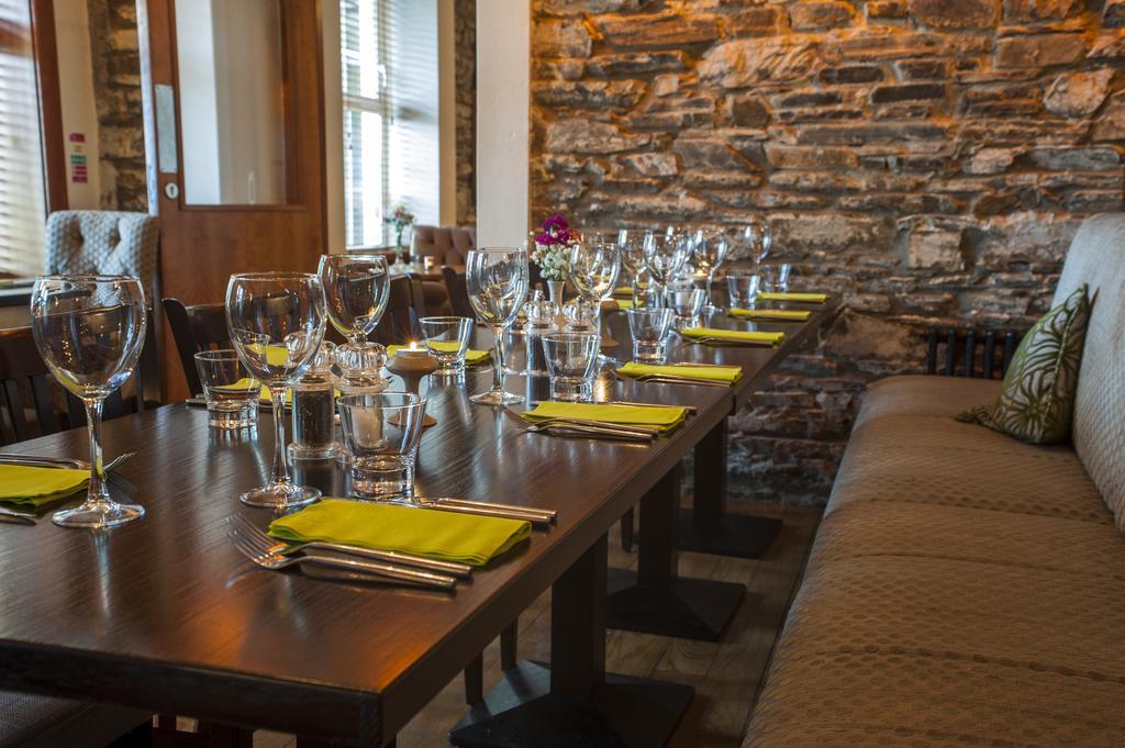 Mcgrory'S Hotel Culdaff Esterno foto